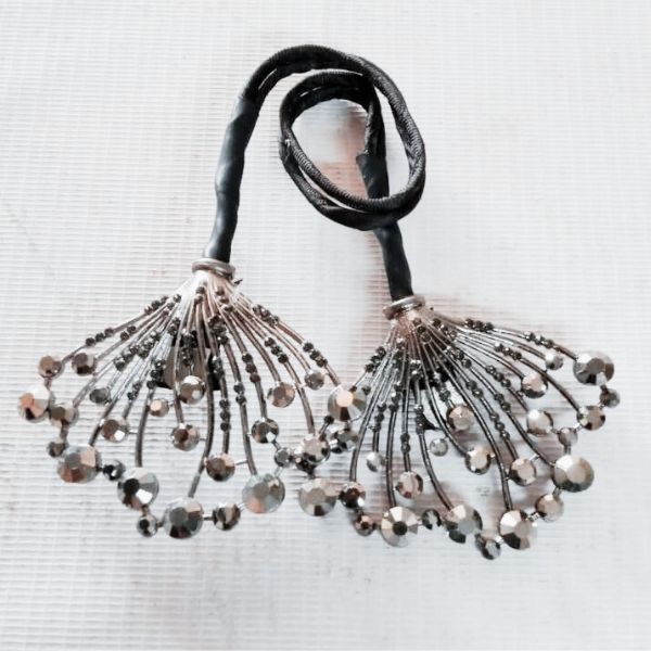 TwistNest – Instant Hair Bun Styler